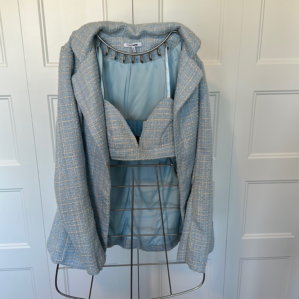 Fashion Nova blazer and bralette